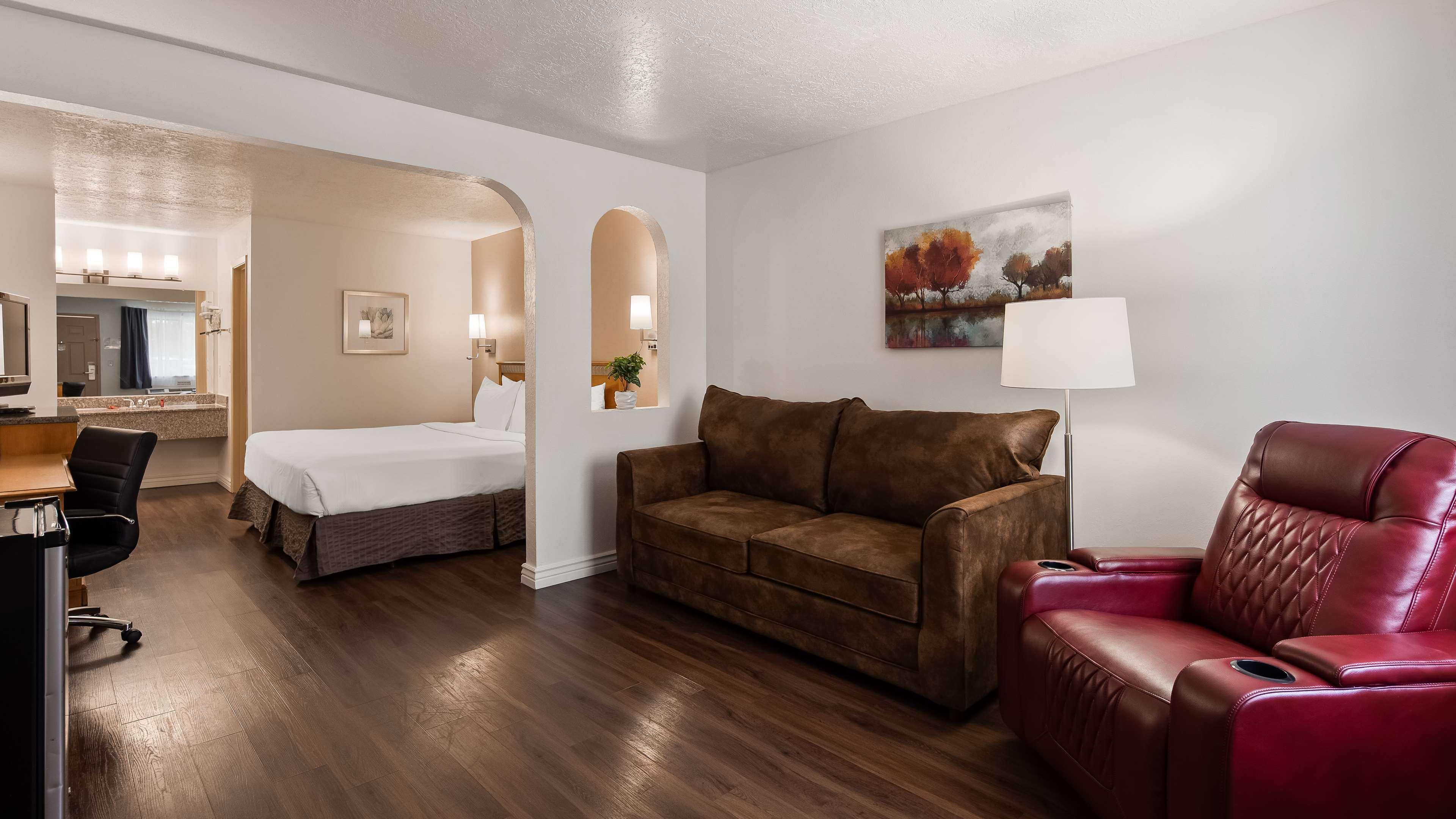 Surestay Plus Hotel By Best Western Albuquerque I-40 Eubank Eksteriør billede
