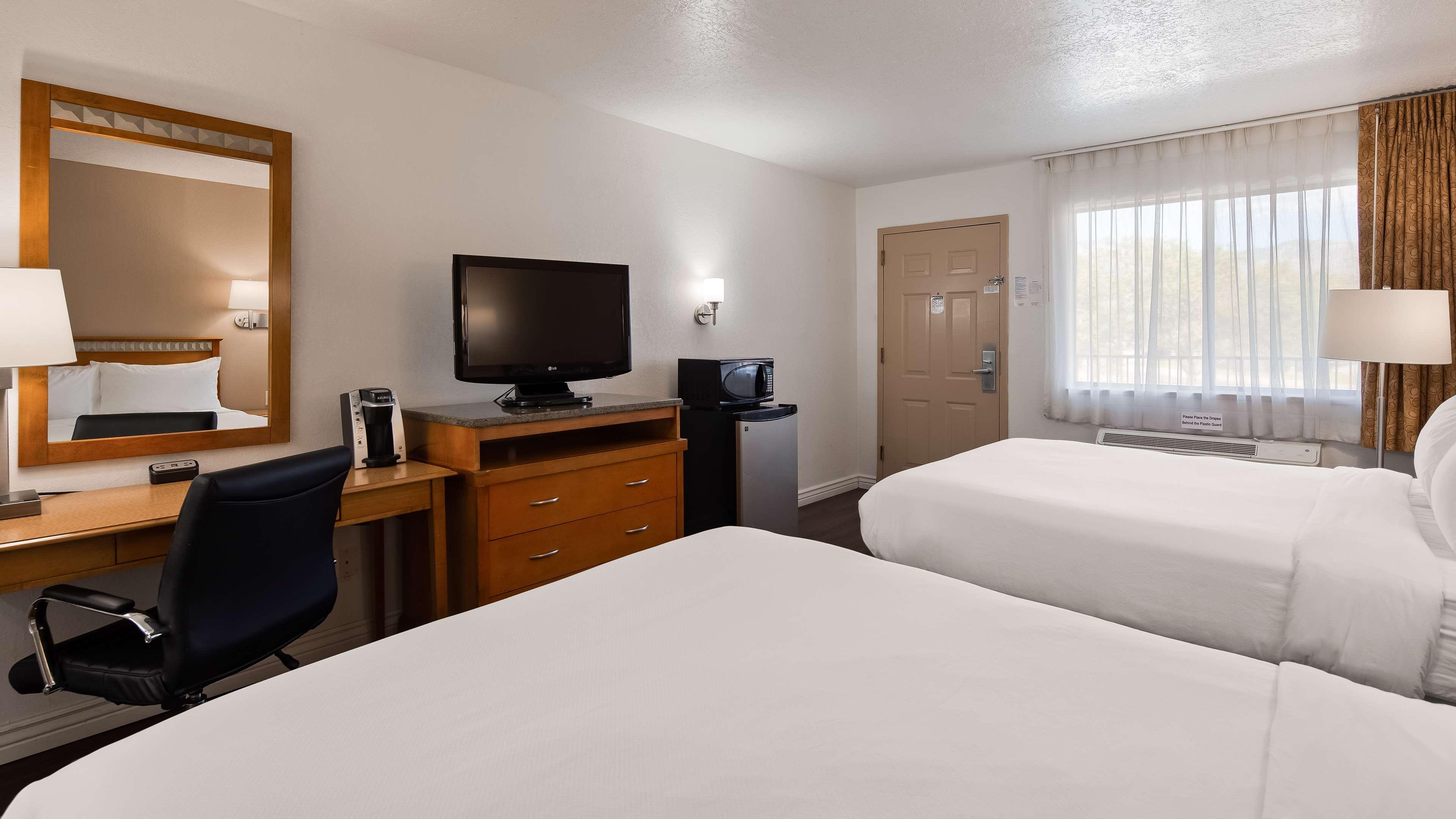 Surestay Plus Hotel By Best Western Albuquerque I-40 Eubank Eksteriør billede