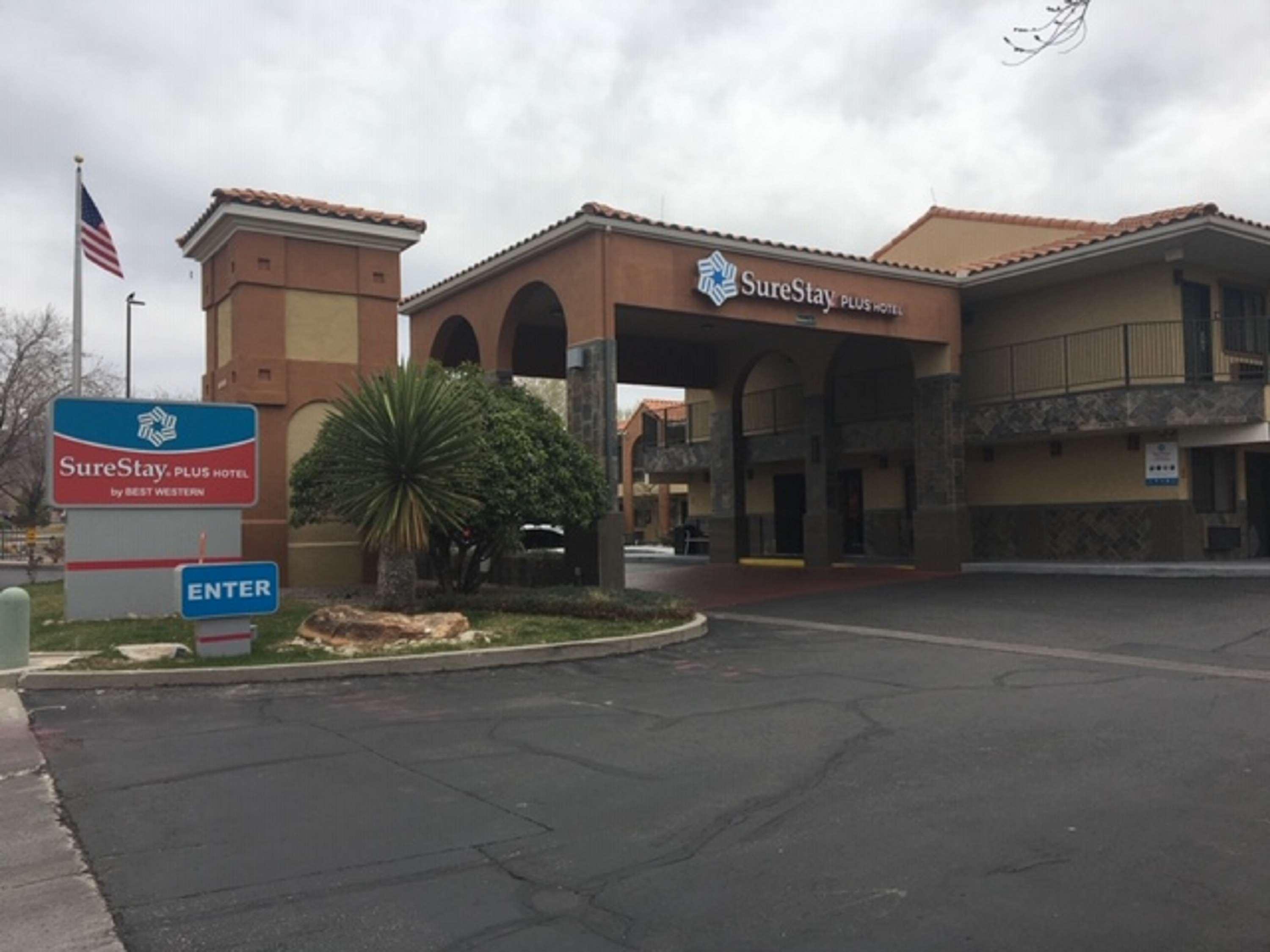 Surestay Plus Hotel By Best Western Albuquerque I-40 Eubank Eksteriør billede