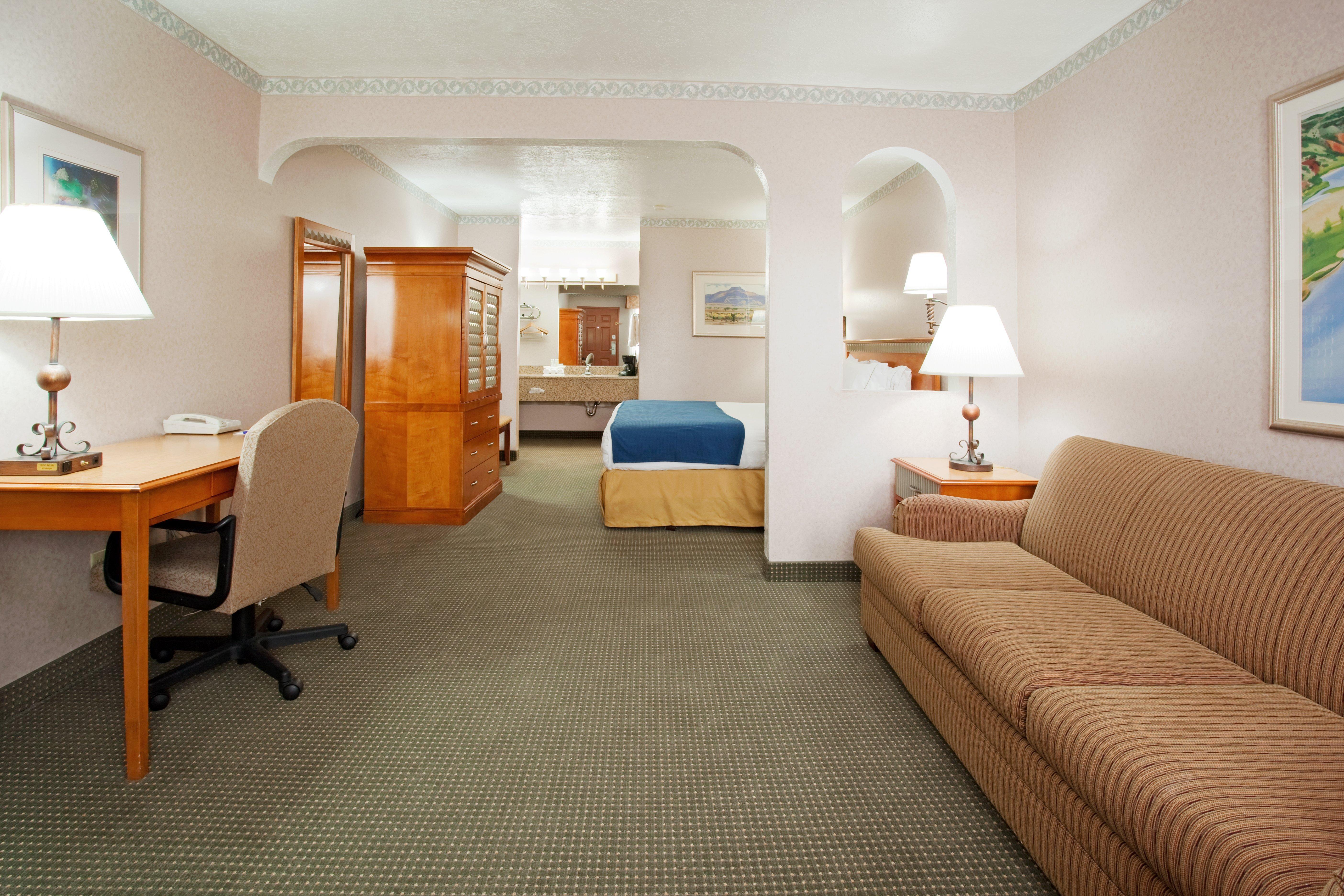 Surestay Plus Hotel By Best Western Albuquerque I-40 Eubank Eksteriør billede